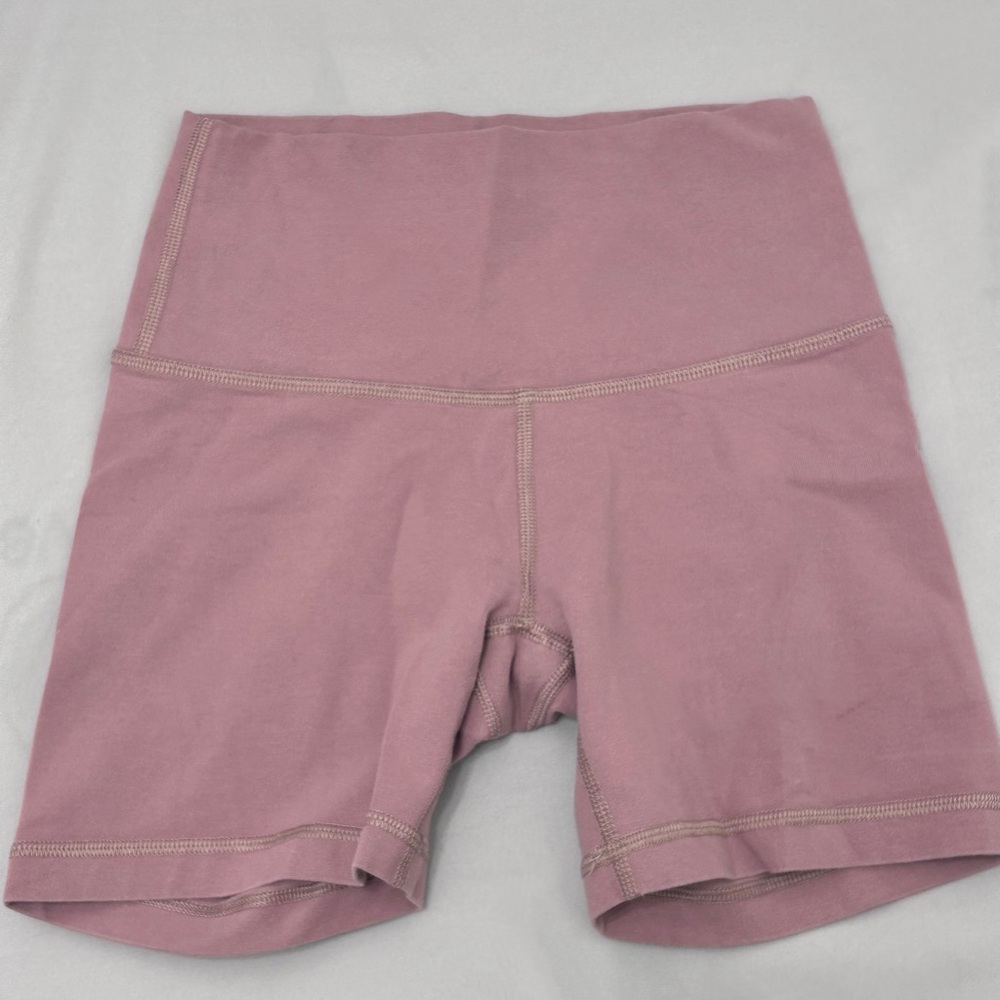 TNA butter biker shorts
